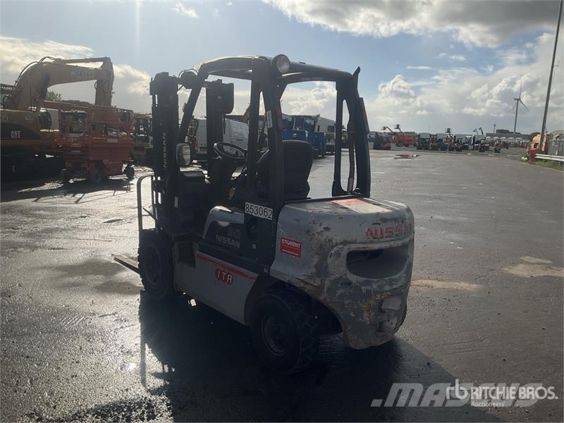 Nissan YG1D2A30Q 3000 kg Forklift Gaffeltrucker - Annet