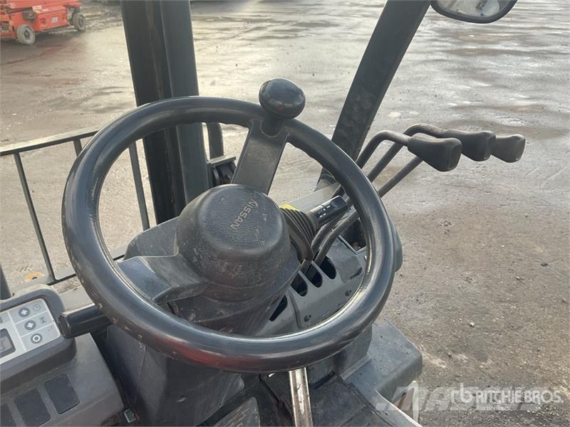 Nissan YG1D2A30Q 3000 kg Forklift Gaffeltrucker - Annet