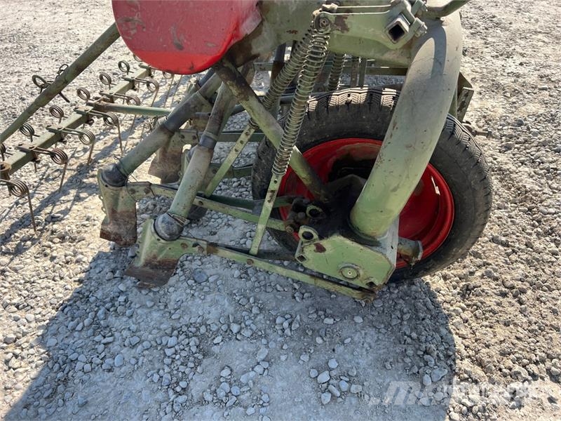 Nodet CH250 Seeder Mechanické secí stroje