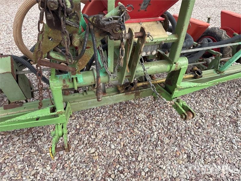 Nodet Gougis PN II 3-Point Hitch Semoir A Mais Seeder Perforatoare