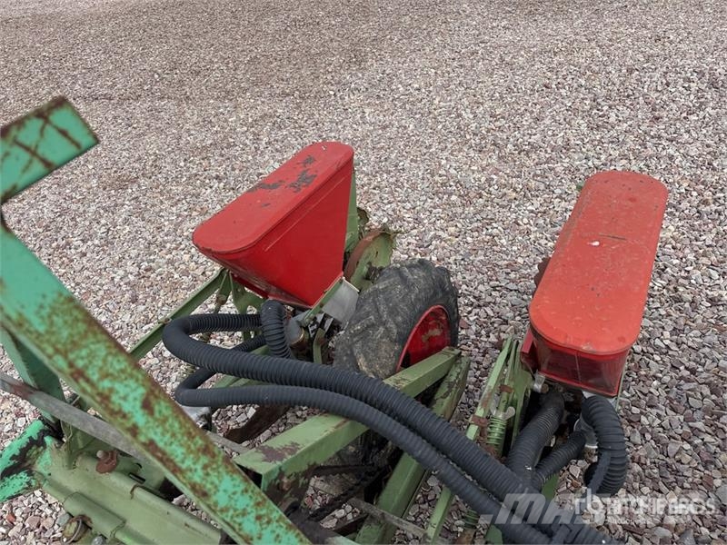 Nodet Gougis PN II 3-Point Hitch Semoir A Mais Seeder Perforatoare
