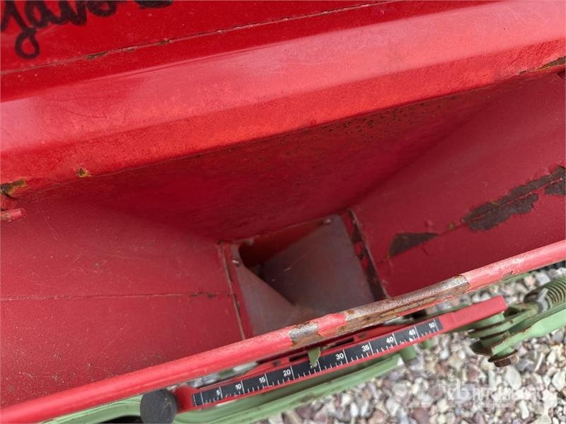 Nodet Gougis PN II 3-Point Hitch Semoir A Mais Seeder Perforatoare