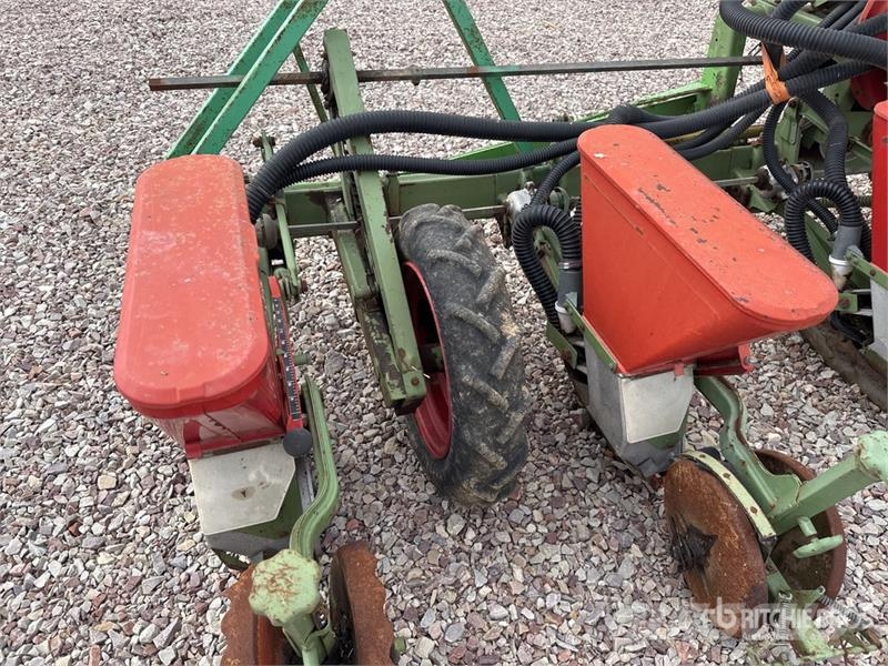 Nodet Gougis PN II 3-Point Hitch Semoir A Mais Seeder Perforatoare
