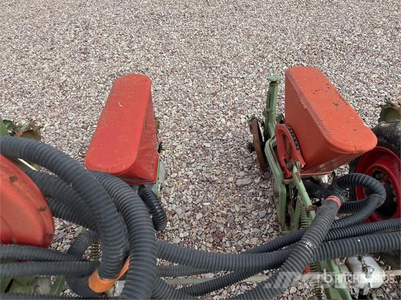 Nodet Gougis PN II 3-Point Hitch Semoir A Mais Seeder Perforatoare