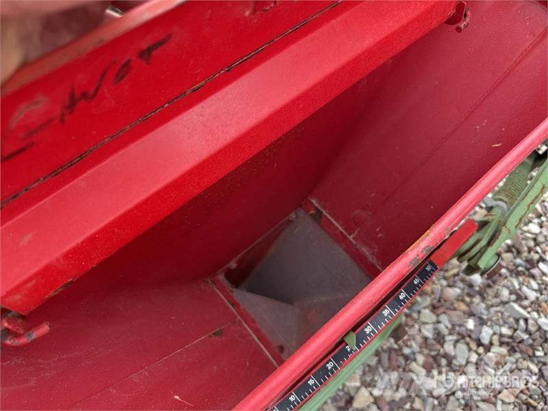Nodet Gougis PN II 3-Point Hitch Semoir A Mais Seeder Perforatoare
