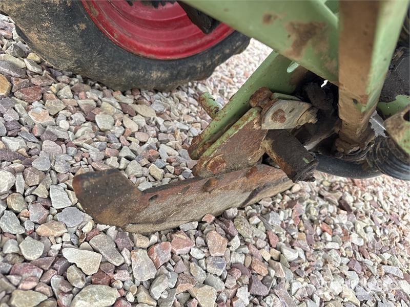 Nodet Gougis PN II 3-Point Hitch Semoir A Mais Seeder Perforatoare