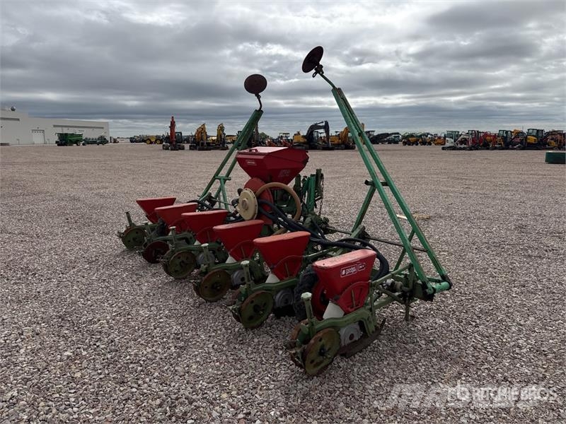 Nodet Gougis PN II 3-Point Hitch Semoir A Mais Seeder Perforatoare