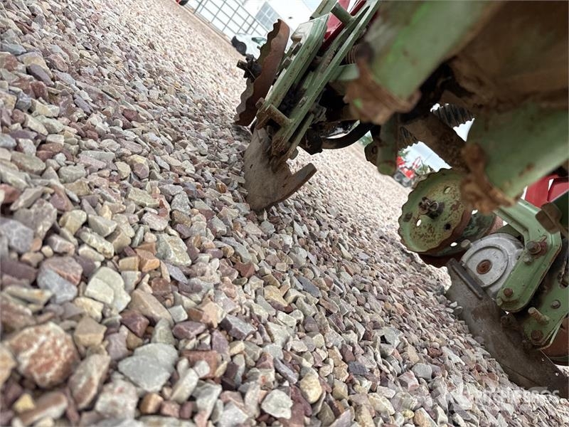 Nodet Gougis PN II 3-Point Hitch Semoir A Mais Seeder Perforatoare