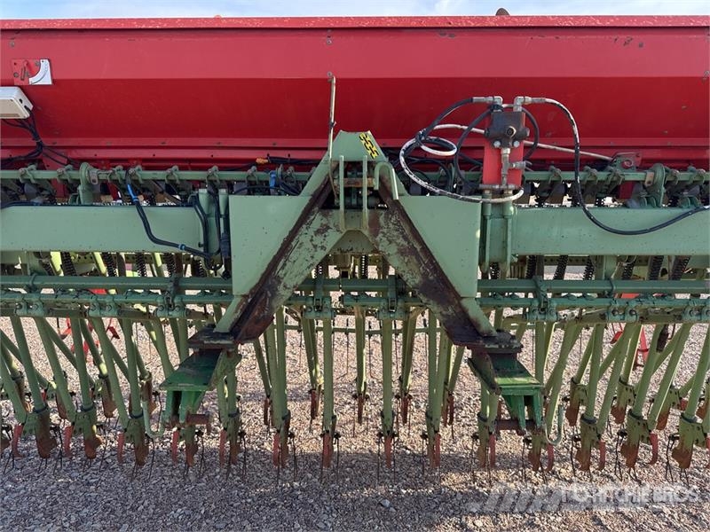 Nodet Logiseme M 4000 4100 mm 3-Point Semoir Seed Drill Perforatoare