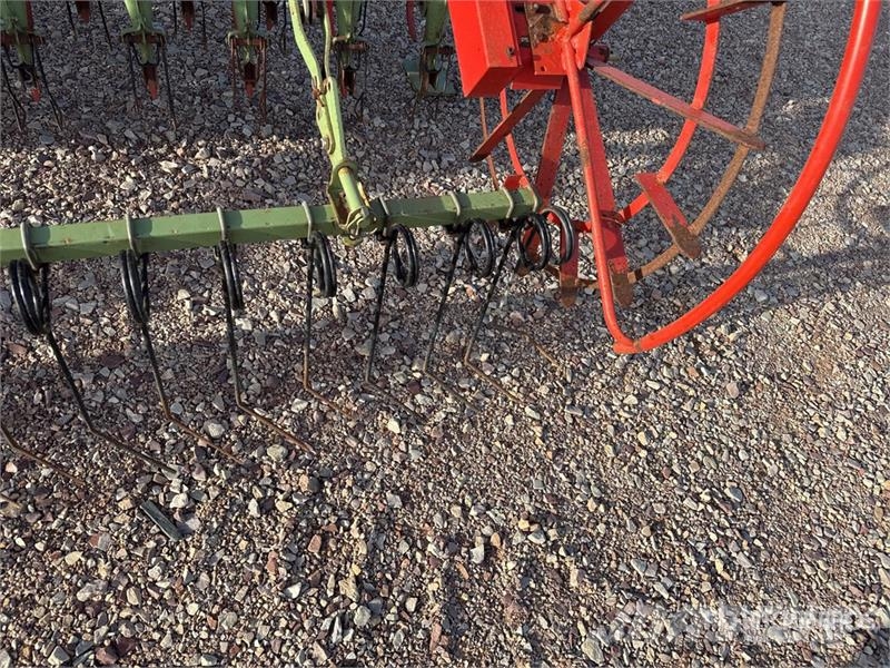 Nodet Logiseme M 4000 4100 mm 3-Point Semoir Seed Drill Perforatoare