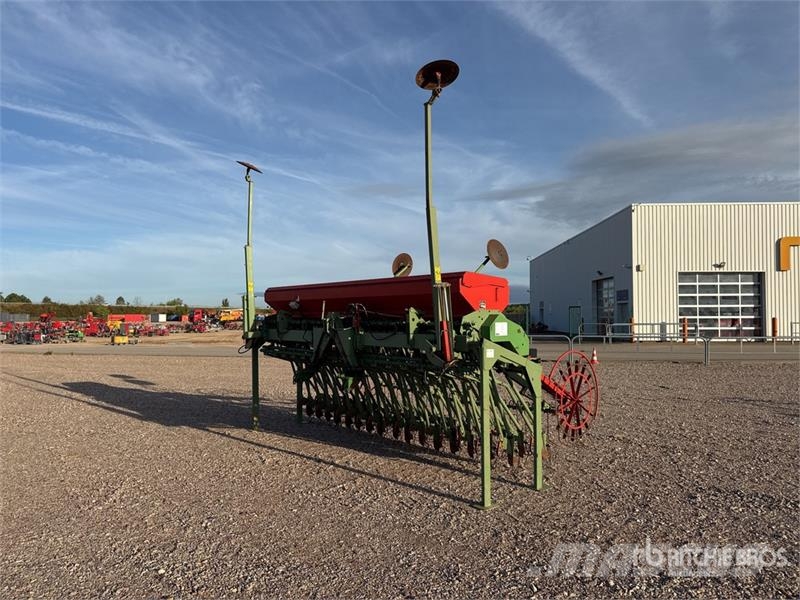 Nodet Logiseme M 4000 4100 mm 3-Point Semoir Seed Drill Perforatoare