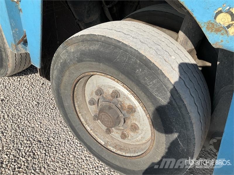Nooteboom EURO 107 ton Quad/A Extendable with 3 Axle Dolly 3 低架裝載車