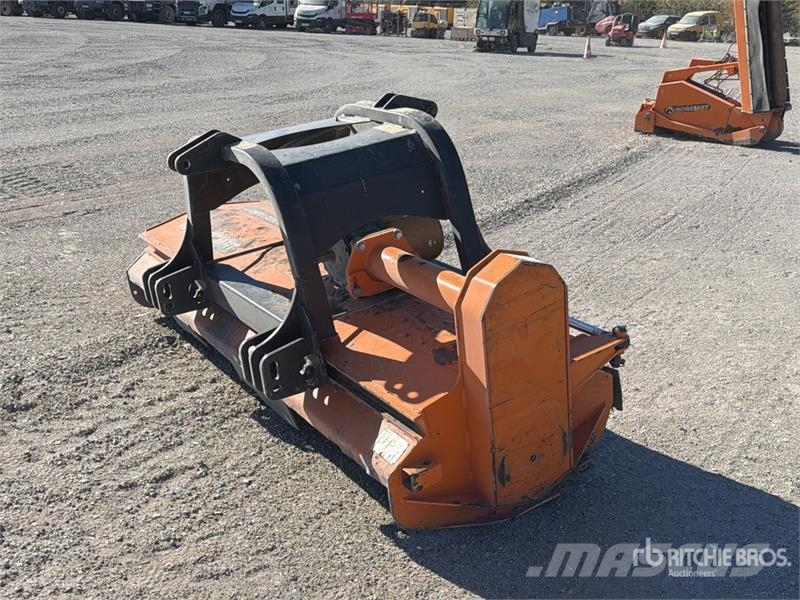 Noremat Experia FT2300 3-Point Hitch Broyeur Wood Chipper Wood chippers