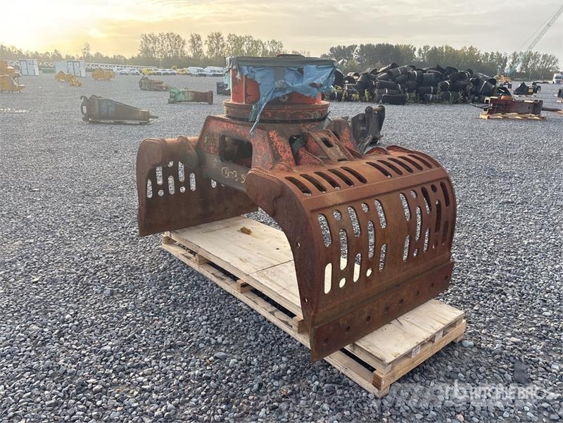 NPK DG20 Grapple Kourat