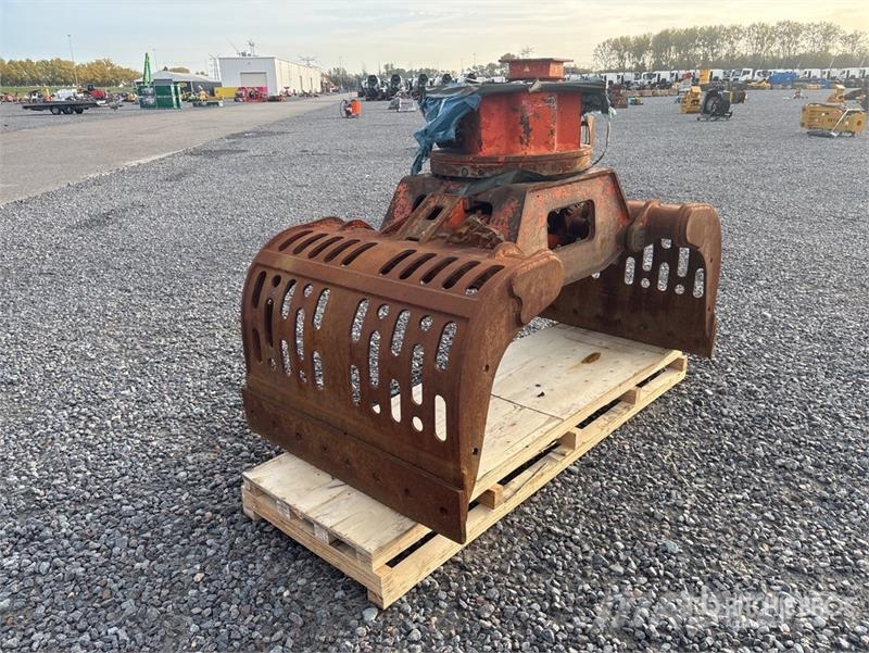 NPK DG20 Grapple Kourat
