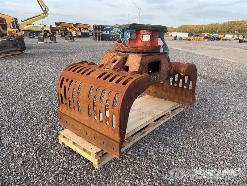 NPK DG20 Grapple Kourat