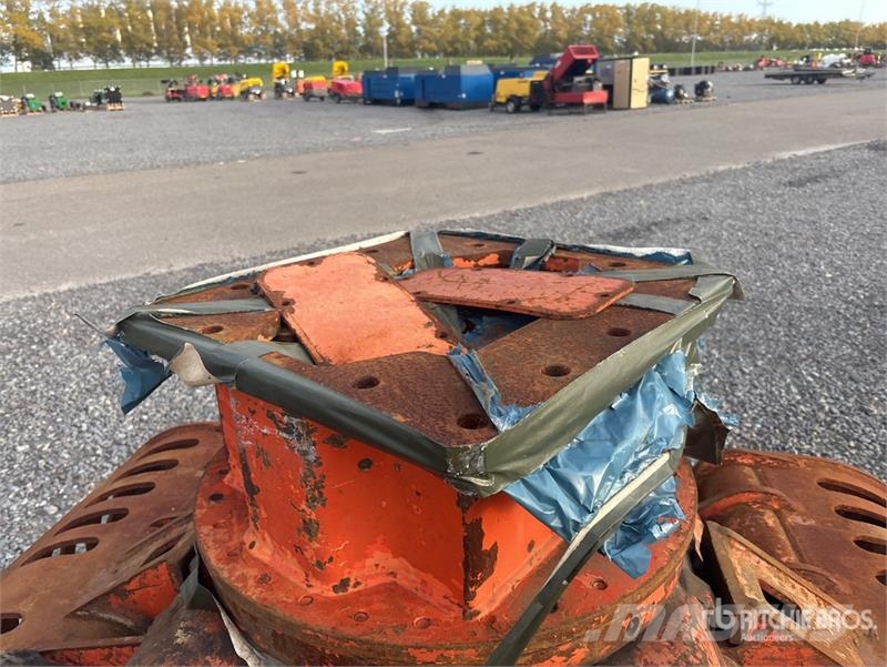 NPK DG20 Grapple Kourat