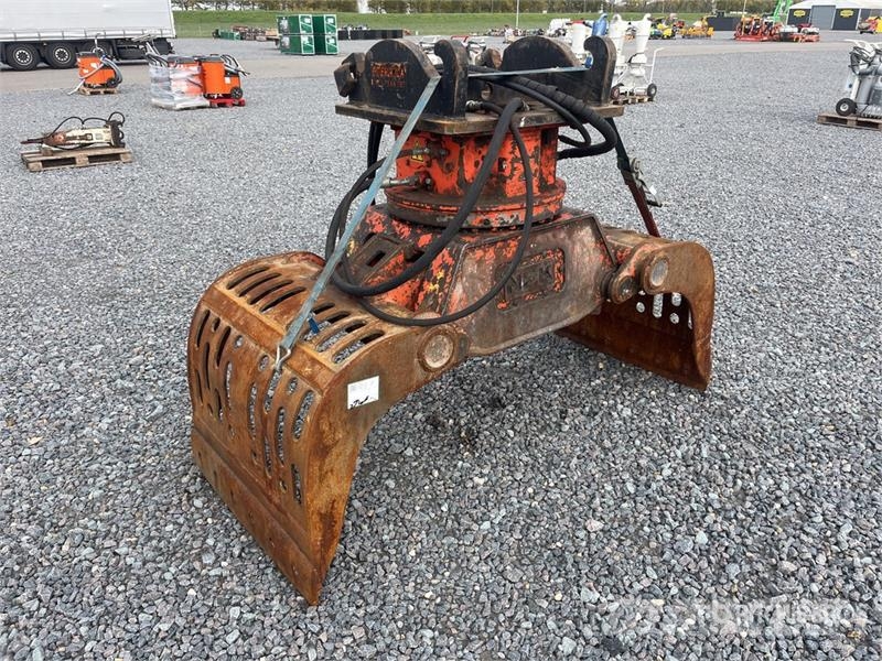 NPK DG20 Q/C Rotating Demolition Grapple Kourat