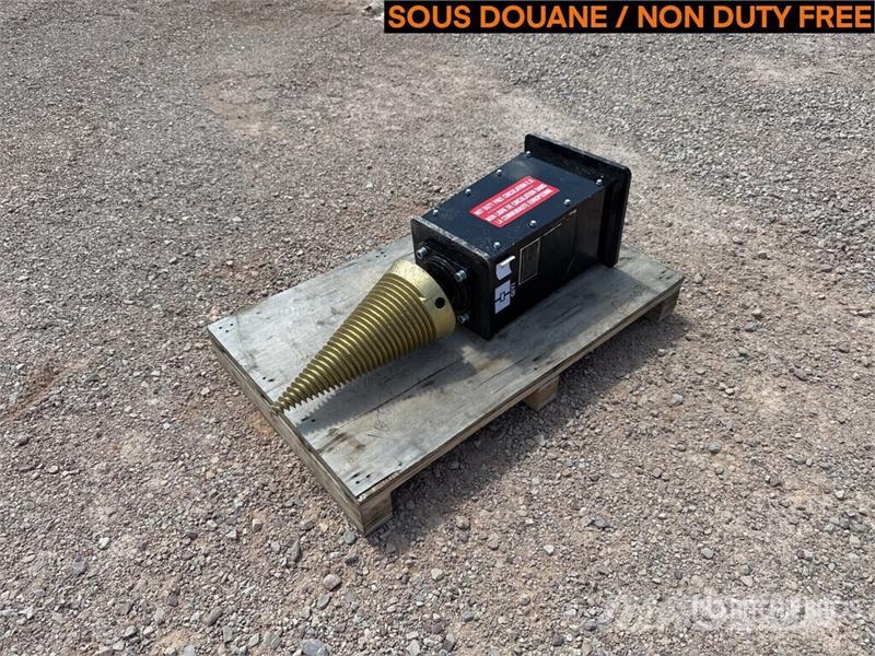 NWS38B Fendeuse A Bois Wood Splitting Excavator Au Τρυπάνια