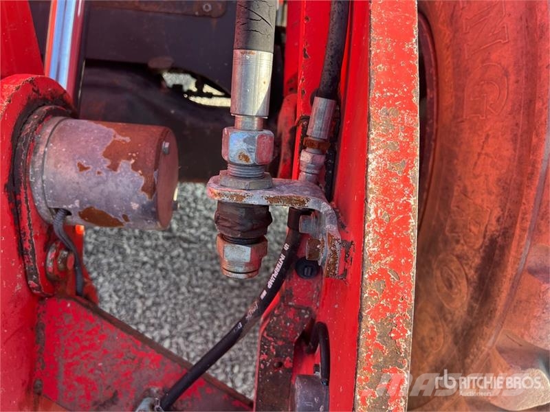 O&K L15.5 Wheel Loader Pale gommate