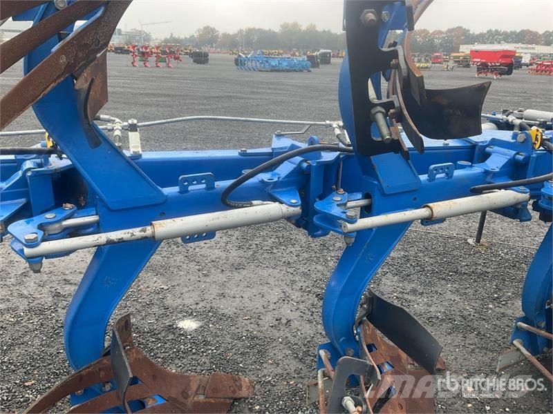  Oeverum VFEX-H 5 Bottom Reversible Plow محاريث عكسية