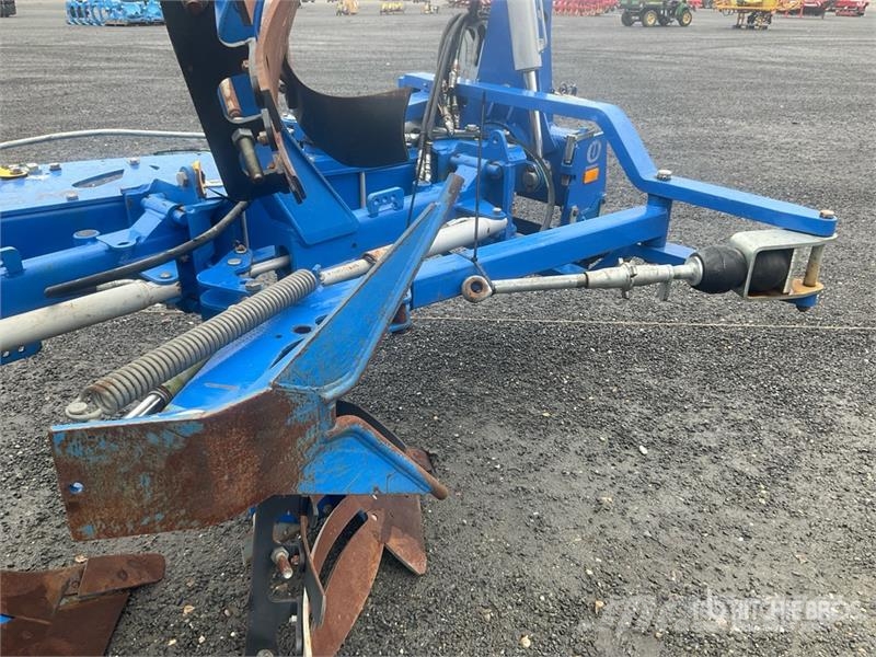  Oeverum VFEX-H 5 Bottom Reversible Plow محاريث عكسية