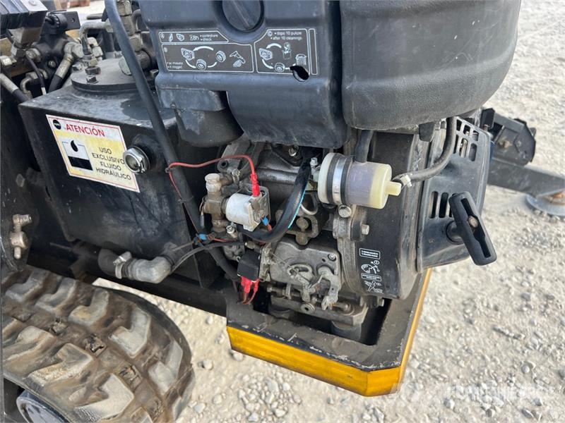 Oil & Steel Octopussy 14-12 Twin Crawler Diesel Articulating B Körüklü personel platformları