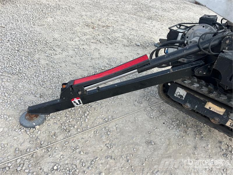 Oil & Steel Octopussy 14-12 Twin Crawler Diesel Articulating B Körüklü personel platformları