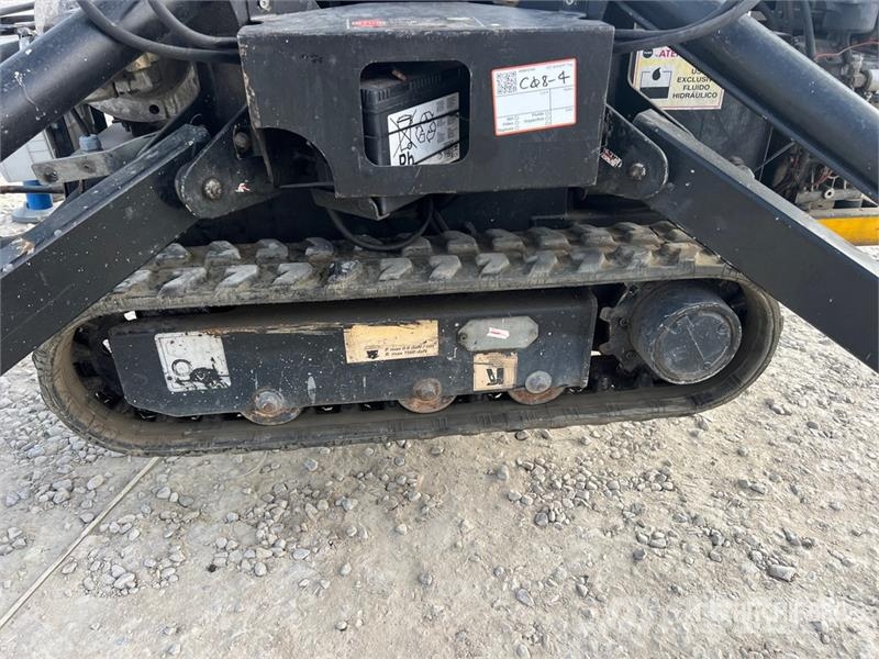 Oil & Steel Octopussy 14-12 Twin Crawler Diesel Articulating B Körüklü personel platformları