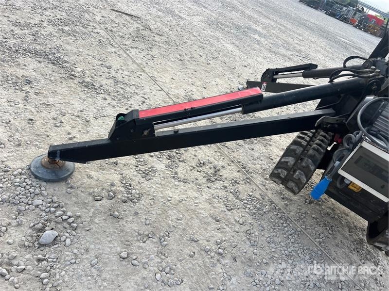Oil & Steel Octopussy 14-12 Twin Crawler Diesel Articulating B Körüklü personel platformları
