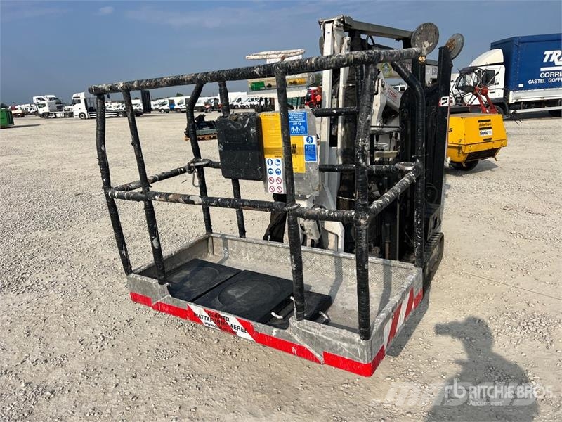 Oil & Steel Octopussy 14-12 Twin Crawler Diesel Articulating B Körüklü personel platformları