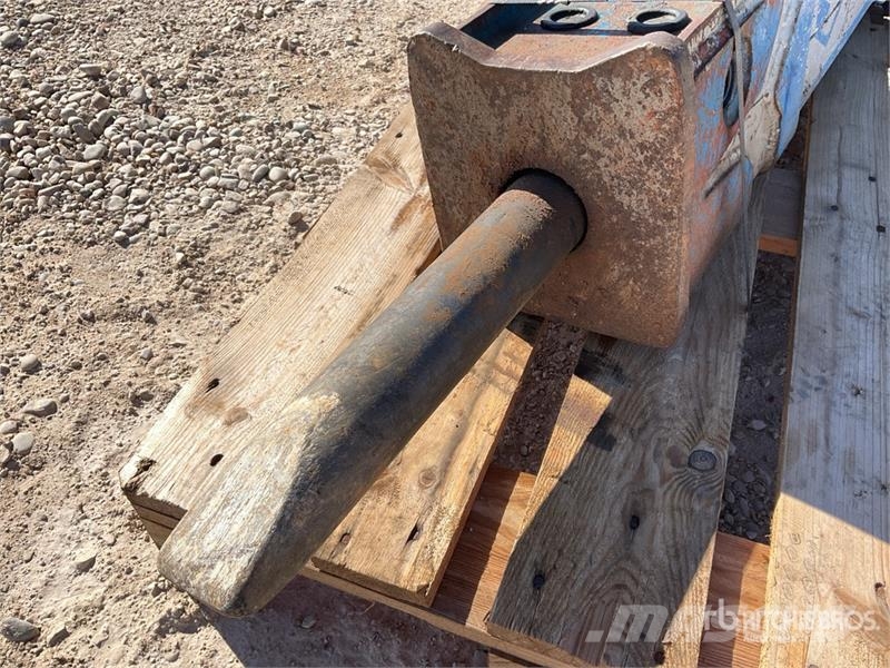 Okada 800 Hydraulic Breaker مطارق / كسارات