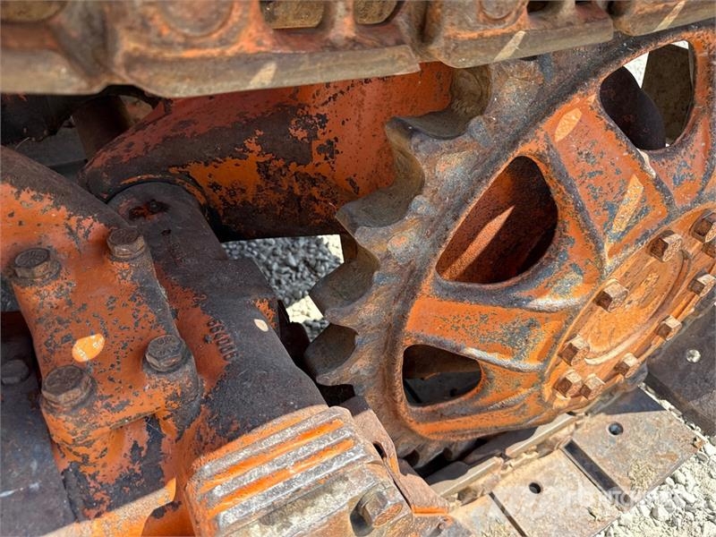 OM 655 Track Tractor Traktory
