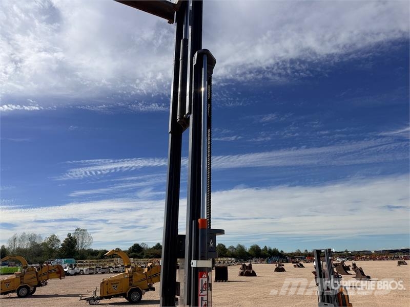 OMG 720KAC 2000 kg Gerbeur Electrique Electric Stacker Stand-in stackers