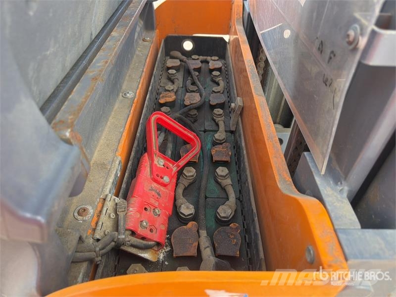 OMG 720KAC 2000 kg Gerbeur Electrique Electric Stacker Stand-in stackers