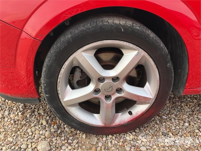 Opel Astra Automobile Automobili