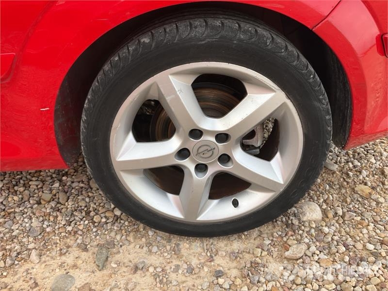 Opel Astra Automobile Automobili