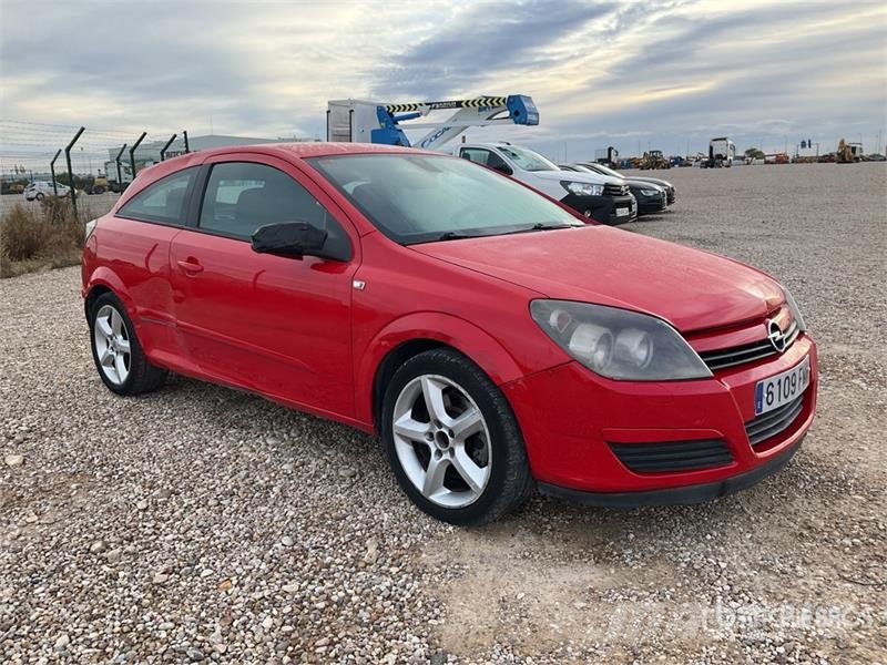 Opel Astra Automobile Automobili