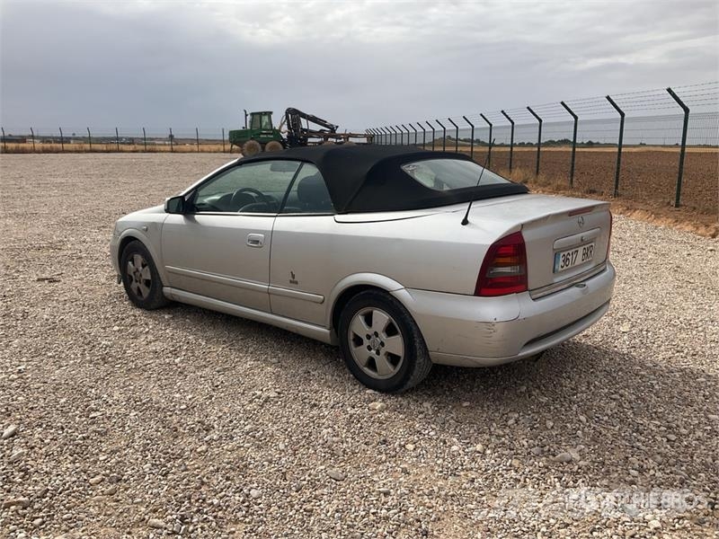Opel Astra Automobile Sõiduautod