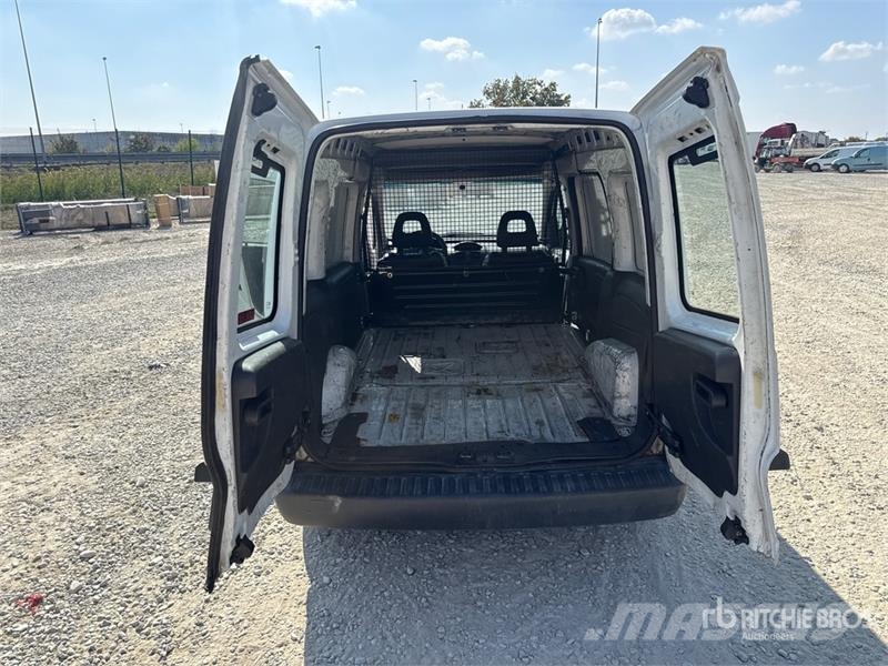 Opel Combo Cargo Van Dostavna vozila / kombiji