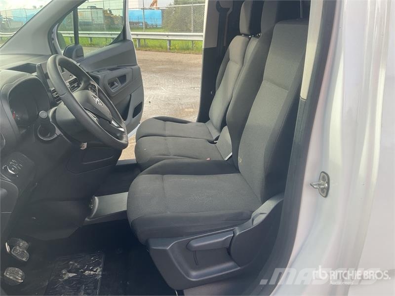 Opel Combo Cargo Van Preču pārvadāšanas furgoni