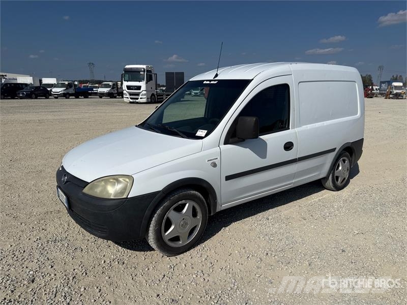 Opel Combo Cargo Van Dostavna vozila / kombiji