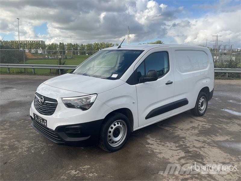 Opel Combo Cargo Van Preču pārvadāšanas furgoni