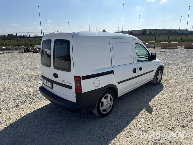 Opel Combo Cargo Van Dostavna vozila / kombiji