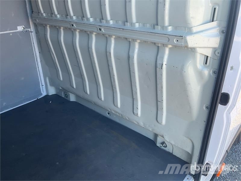 Opel Movano 2.2 103 KW KA L4H2 Cargo Van Gesloten bedrijfswagens