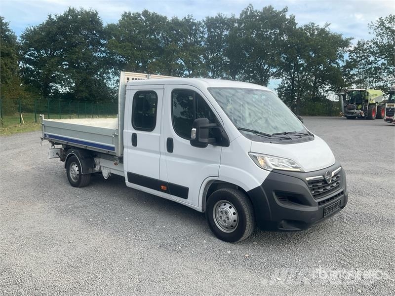 Opel Movano 2.2 103 KW DOKA tipper L3 Crew Cab Flatbed  Kofferaufbau