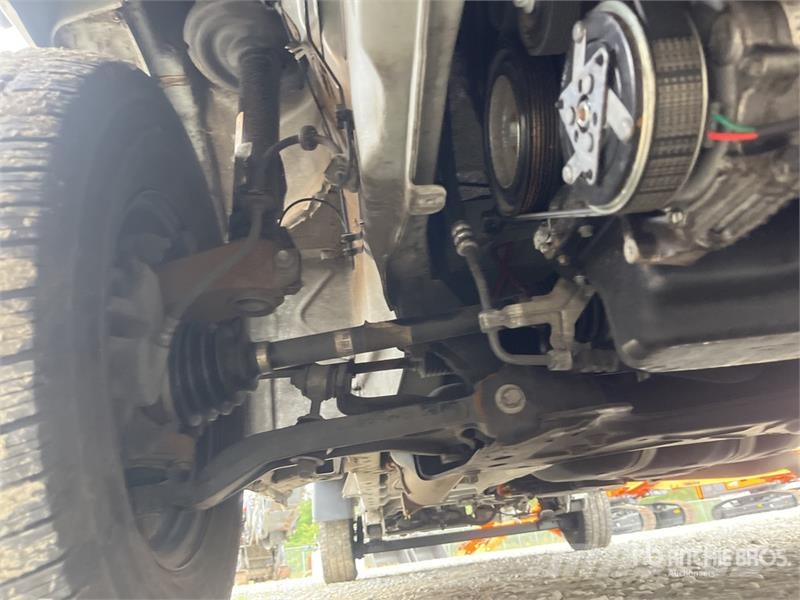 Opel Movano 2.2 103 KW KO/LBW L4 - Box body with tail l شاحنة مقفلة