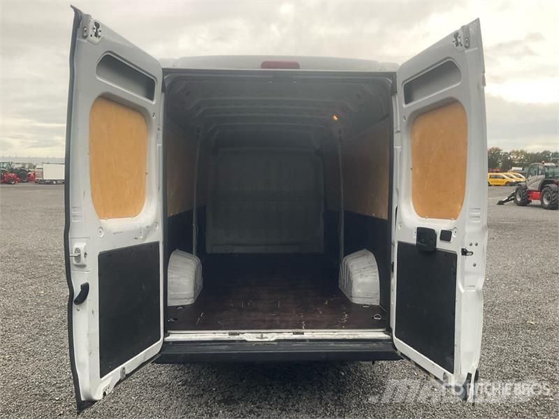 Opel Movano 2.2 103 KW KA L4H2 Cargo Van (Inoperable) Dostavna vozila / kombiji