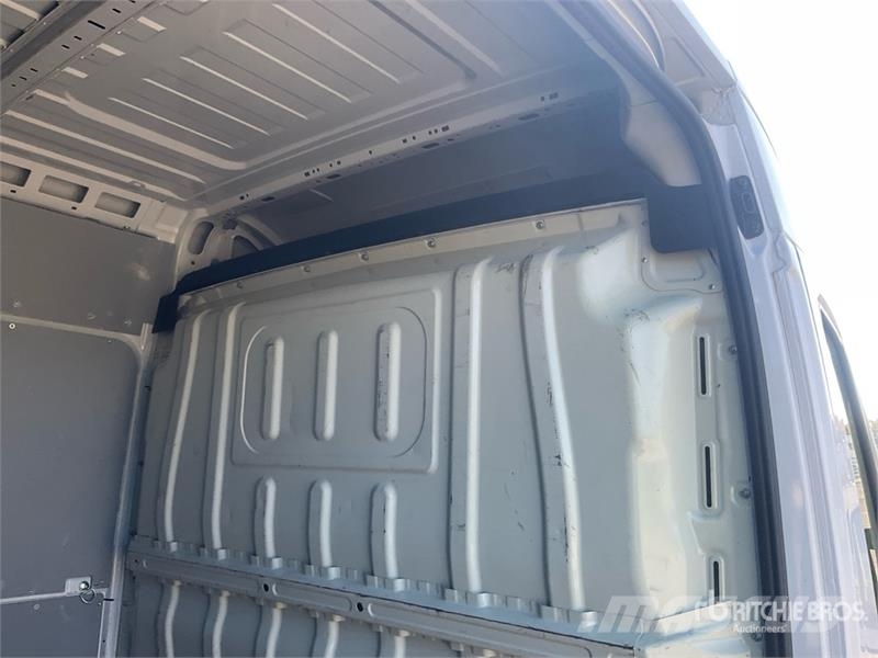 Opel Movano 2.2 103 KW KA L4H2 Cargo Van Gesloten bedrijfswagens