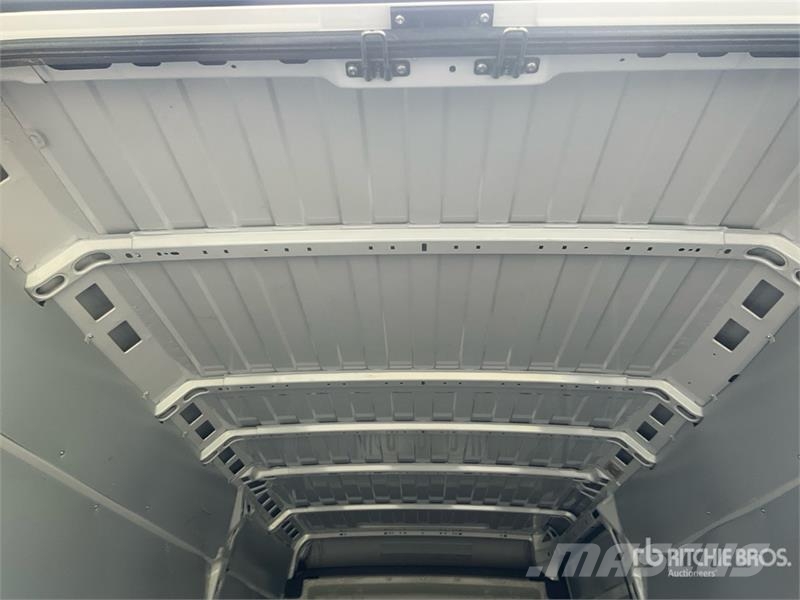Opel Movano 2.2 103 KW KA L4H2 Cargo Van Gesloten bedrijfswagens